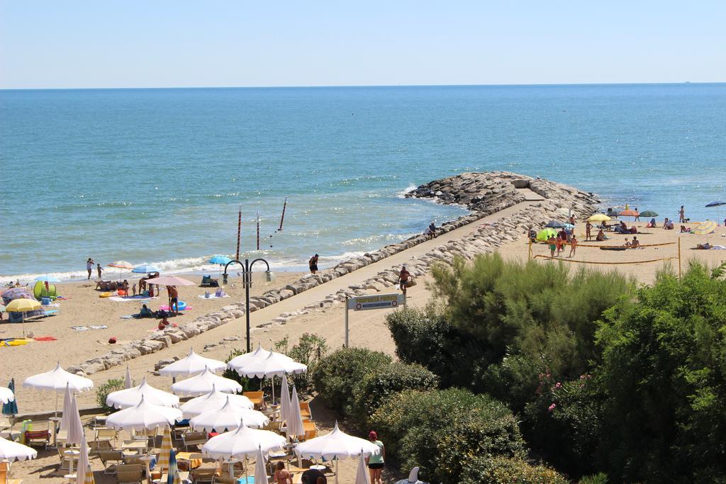 Eurobeach Residence 카발리노 외부 사진