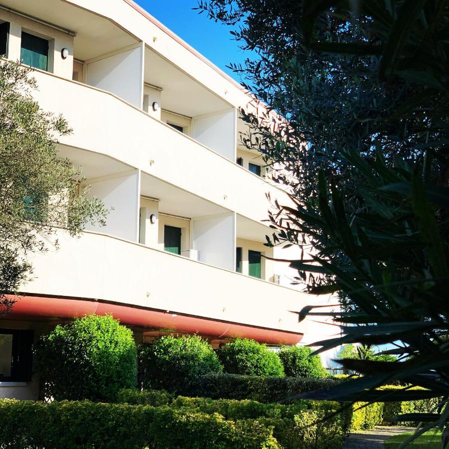 Eurobeach Residence 카발리노 외부 사진